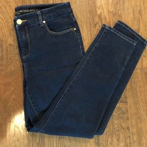 Chicos stretch ankle dark wash